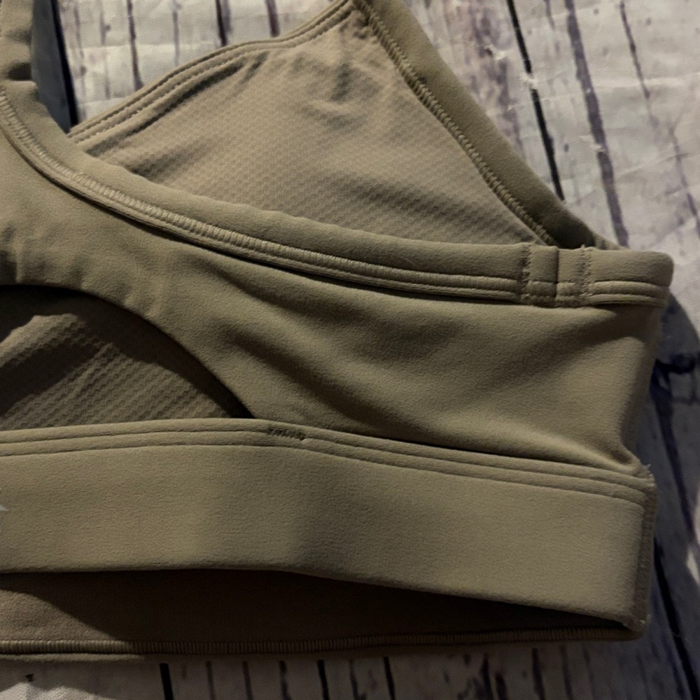 New Athleta Vital Bra A-C - Picture 11 of 11